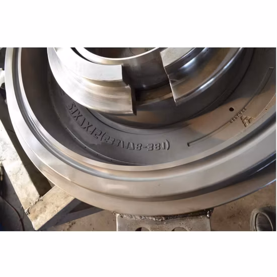 Moule de pneu de camion Moule de pneu Prix du moule en caoutchouc